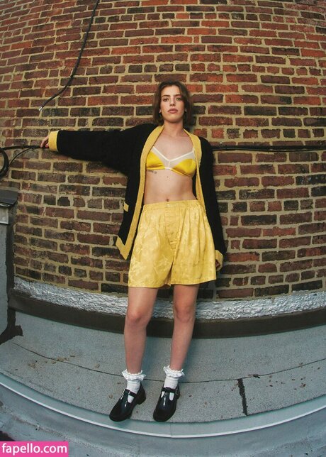 Clara McGregor nice pornstar archive