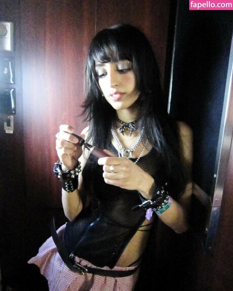 Aislinn Ritchie pornstar images