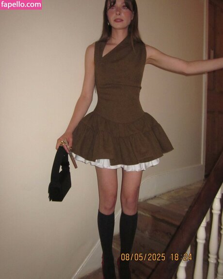 Holly Humberstone pornstar top photo