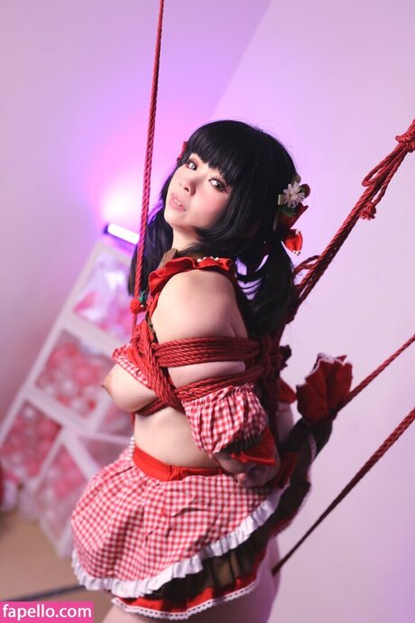 Rinanekomeow model top galleries