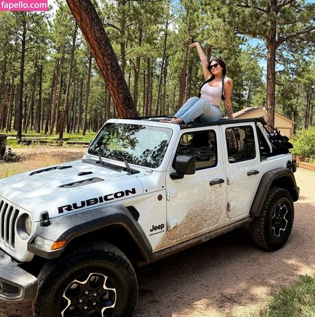 riverann20 sexy actress image