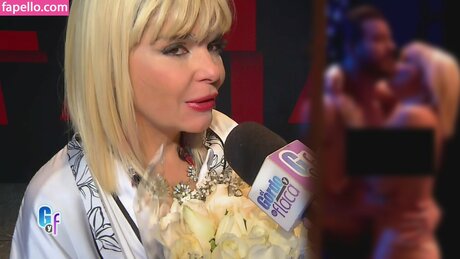 Itat Cantoral star pretty photos