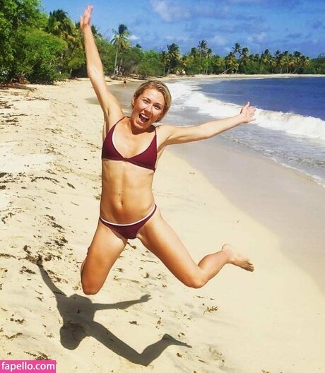 Mikaela Shiffrin Profile pic