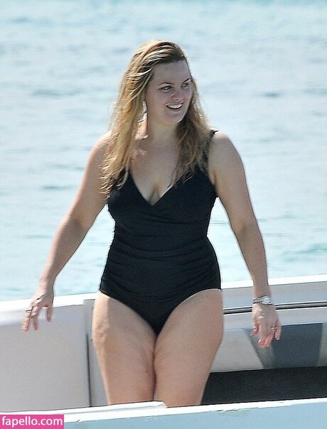 Jo Joyner hd actress photos