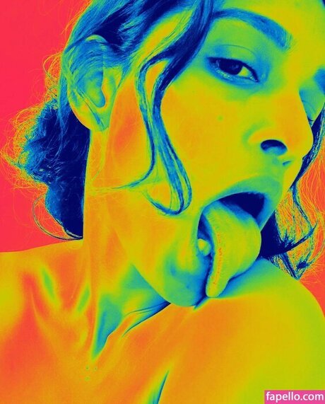 Jikki Nair beautiful star gallery