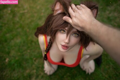 Elena Kyalviyainen model art galleries