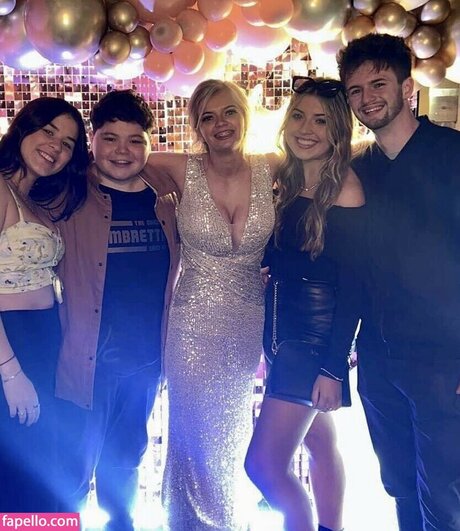 Zoe Clarke Profile pic