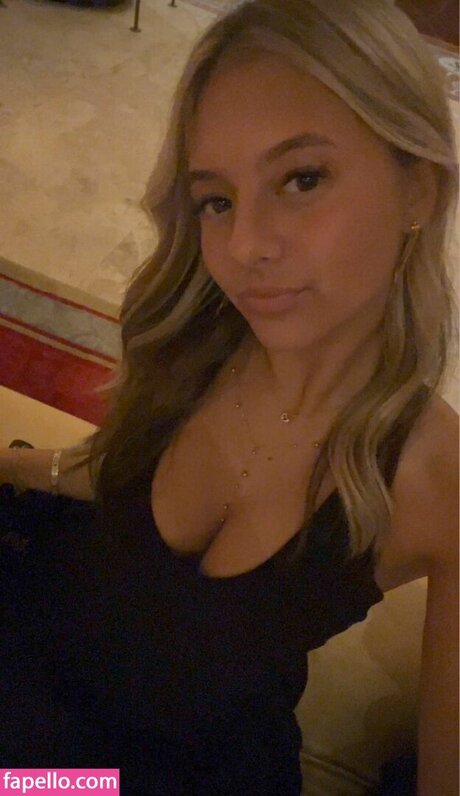 Karina Korobeynik free star pic