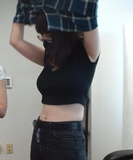 Harriet Barnes model perfect photos