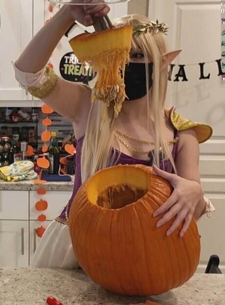 Harriet Barnes nude star photos