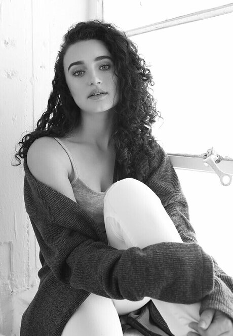 Kelley Mack star art archive