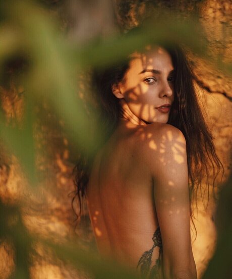 Viki Outofspace adult model pictures