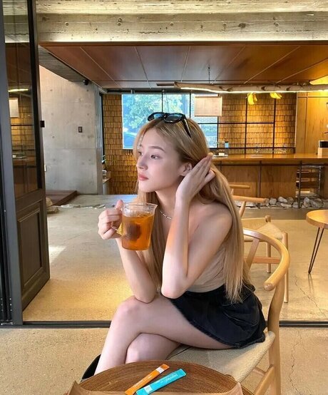 Nancy Momoland pornstar sexy photo