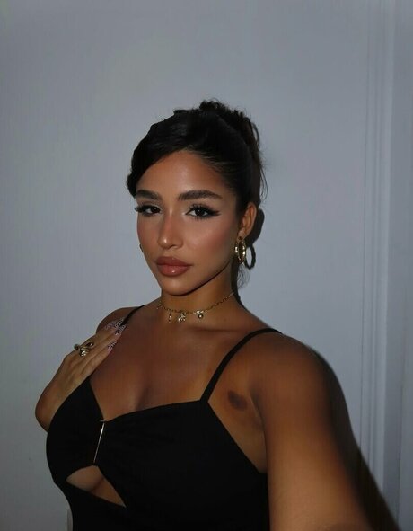 Roni Danino erotic star picture