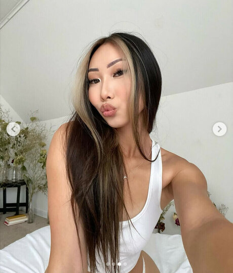 Ena Lor Hmong pornographic star galleries