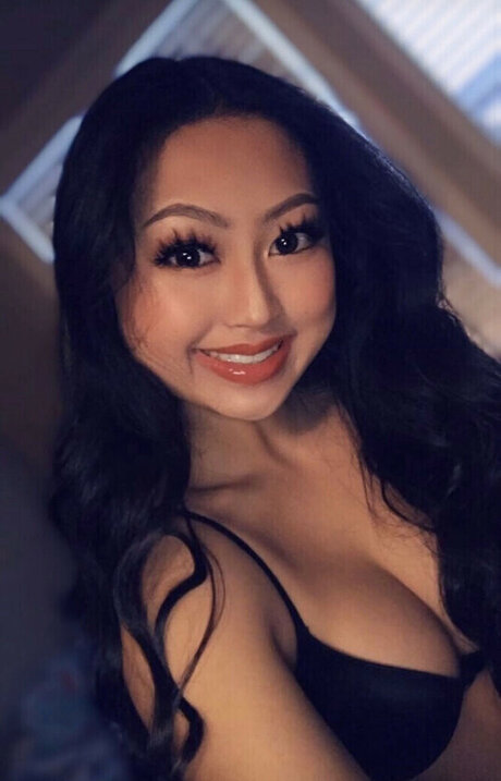 Kaylee hawj pornstar art pics