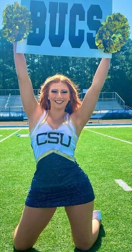 Paytontheginer model best picture