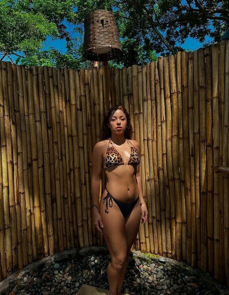 Valeria Madrigal hd star photos