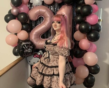 Ivy Riina free star pics