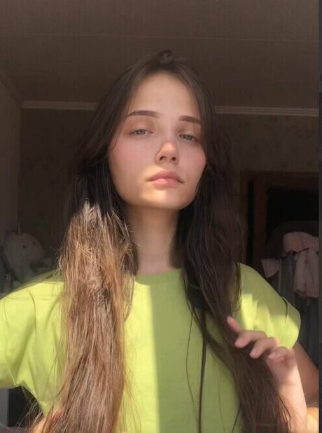 lolyamolya exclusive actress picture