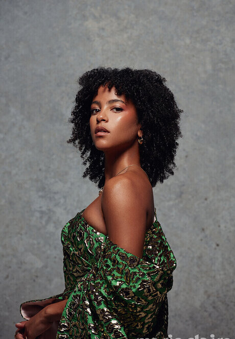 Lou Llobell sexy model picture