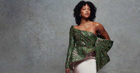 Lou Llobell exclusive star pictures