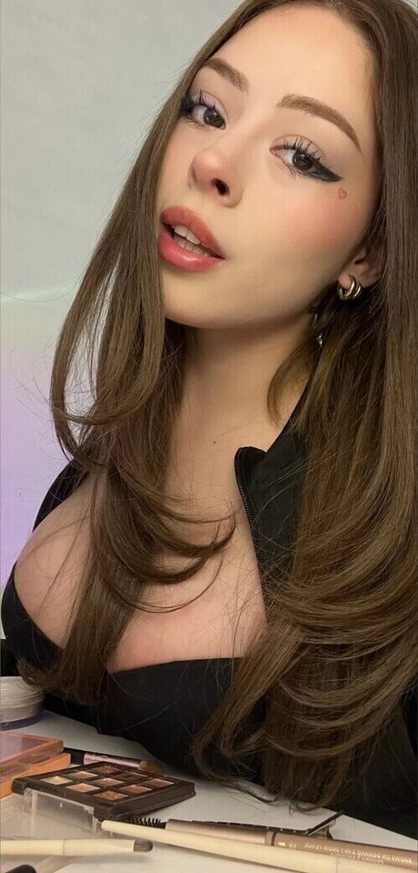 nomasgolden adult model pics