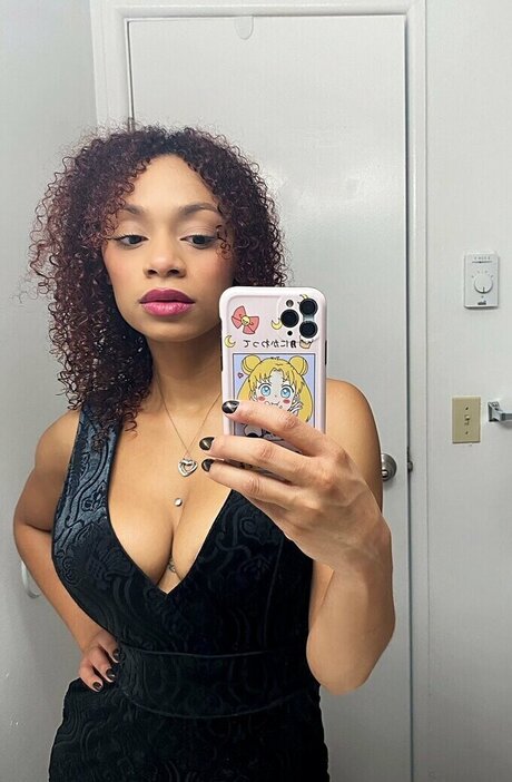 Tpnaomi best star photos