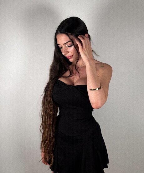 Sunmerjoy adult star pic