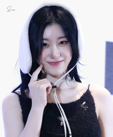 Chaeryeong pornstar sexy pics