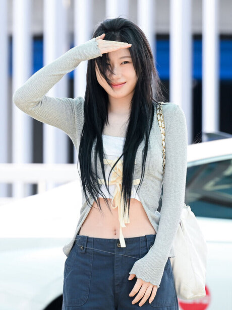Chaeryeong model adult image