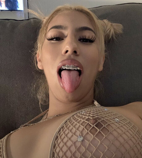 _Chinat0wn model free pic