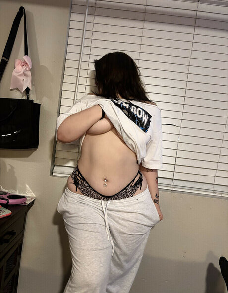 Isabel Pierce model pretty photos