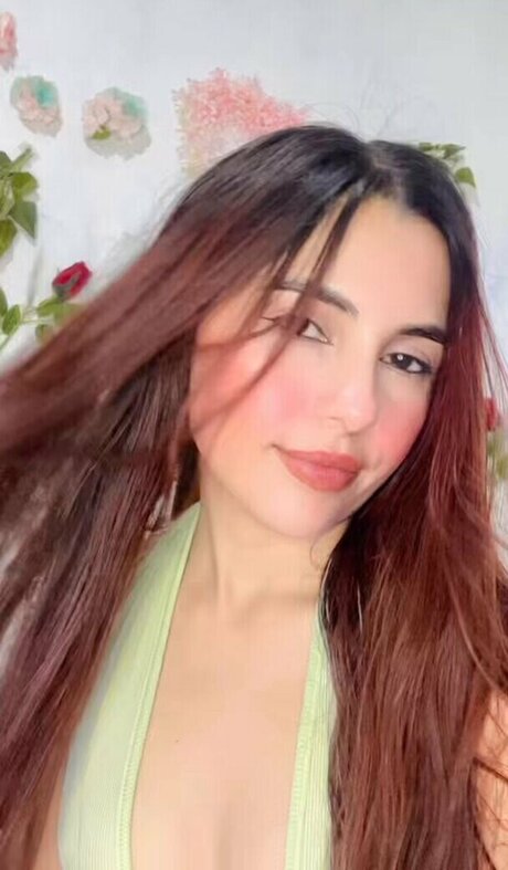 Miris Salinas hd actress images