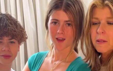 latina solo onlyfans hot naked photos