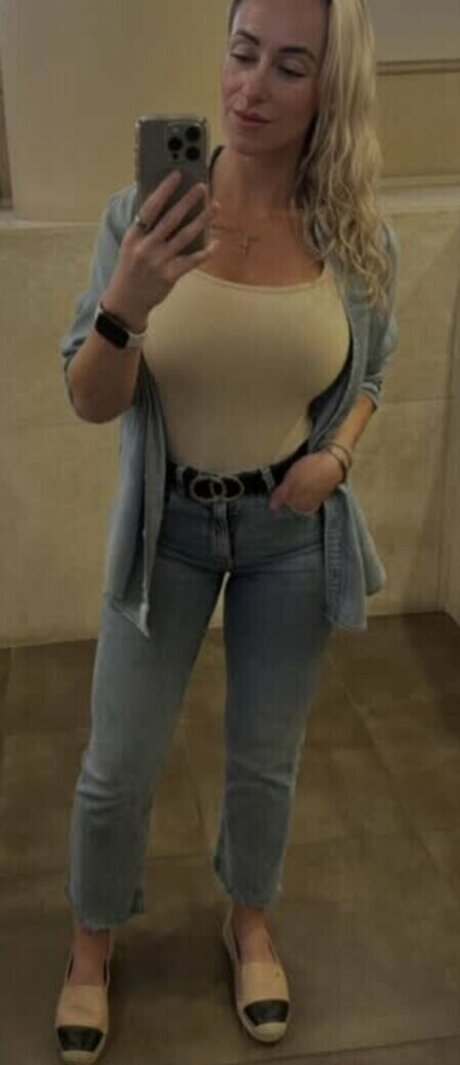 massage onlyfans free nude image