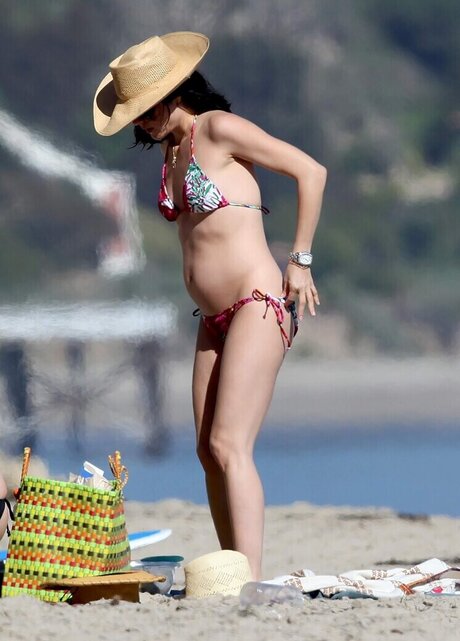 Selma Blair naked pornstar picture