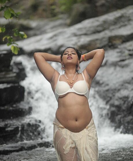 Anjali Gaud model erotic images