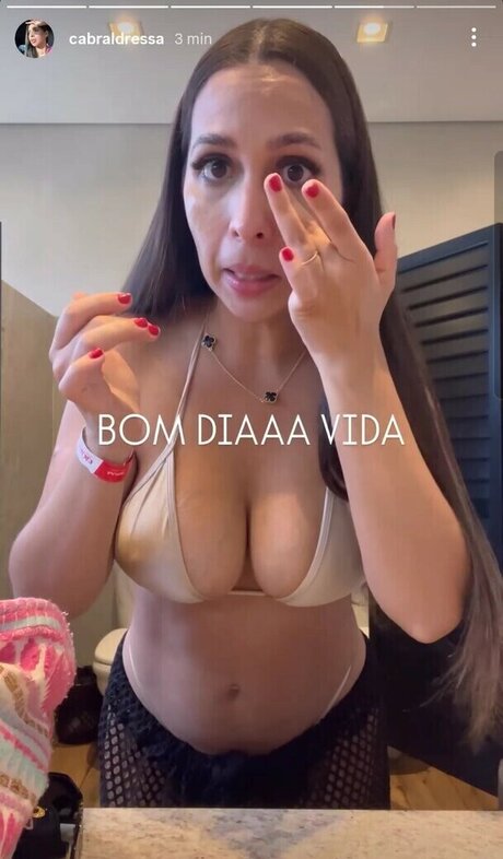 Andressa Cabral naked model gallery