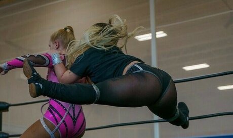 Ivy Malibu xxx model img