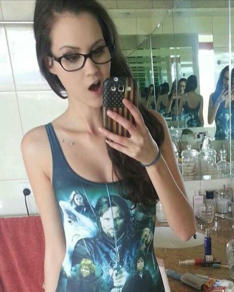 Sydney Watson best star pic