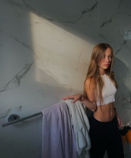 Mickey Klein pornstar sex pic