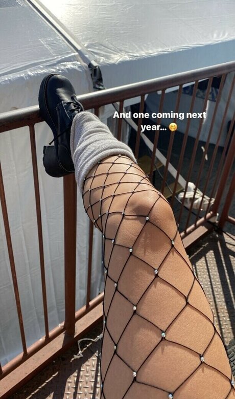 Jennifer Mika art actress photo