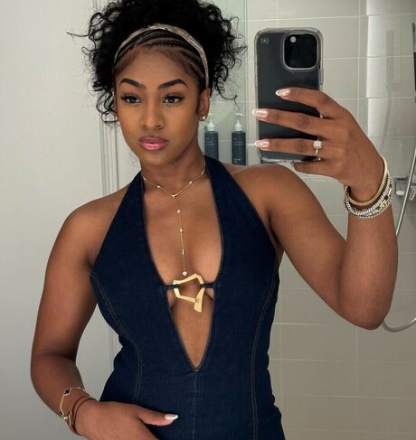 Deja Kelly Profile pic