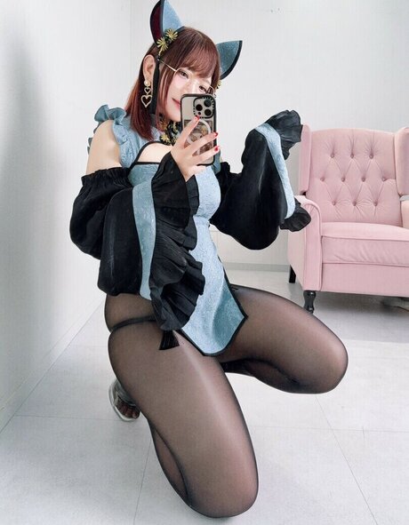 miinyan73 actress gallery