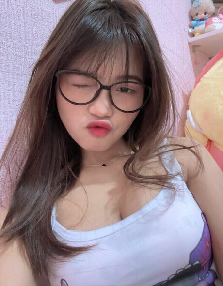 Riska Saputri nice pornstar images