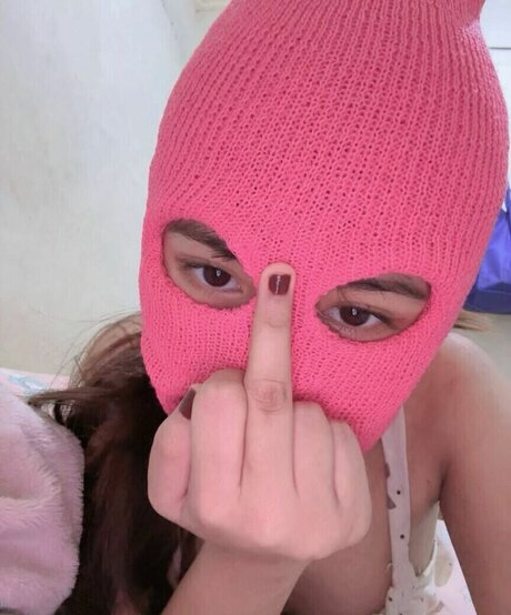 Riska Saputri nice star archive