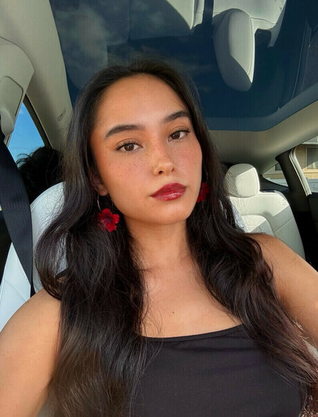 Aria Tehani Miller star erotic pictures