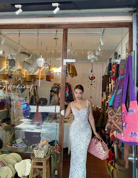 Alibaby131 high quality model pics