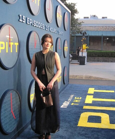 Isa Briones star gallery